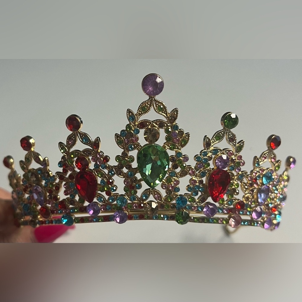 NIB Kamirola Multi-Color Tiara